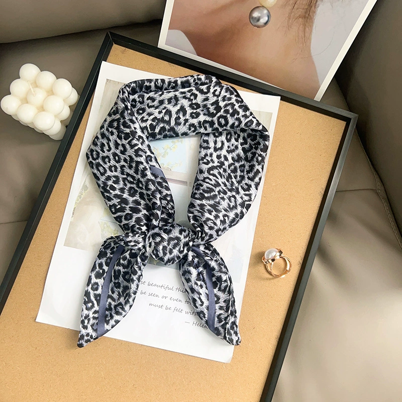 Polyester Leopard Print Head Wrap Scarf view 2