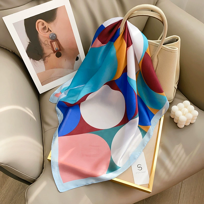 Geometric Print Square Scarf