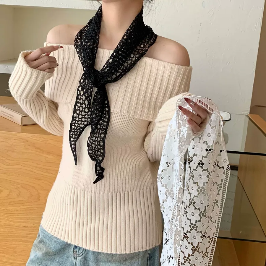 Lace Head Scarf Triangle view 2