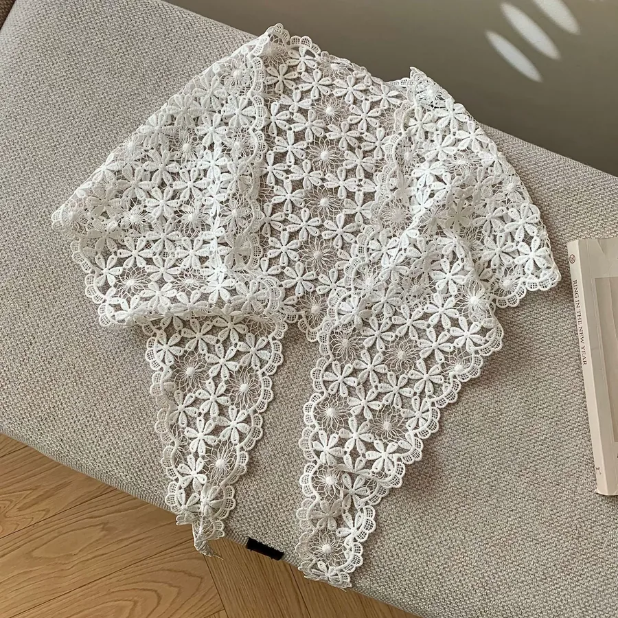 Lace Head Scarf Triangle view 8