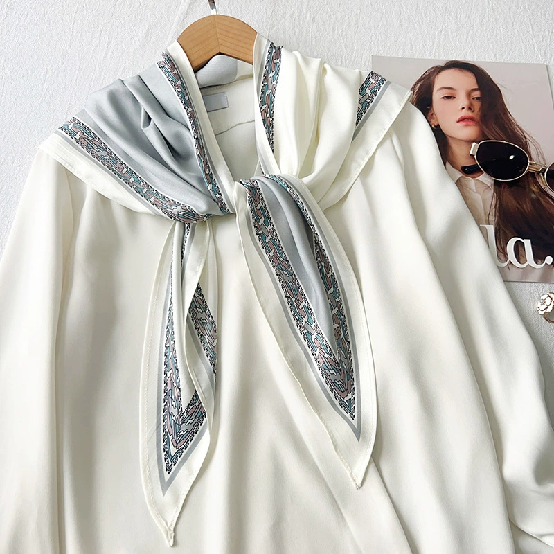 Color Block Triangle Scarf