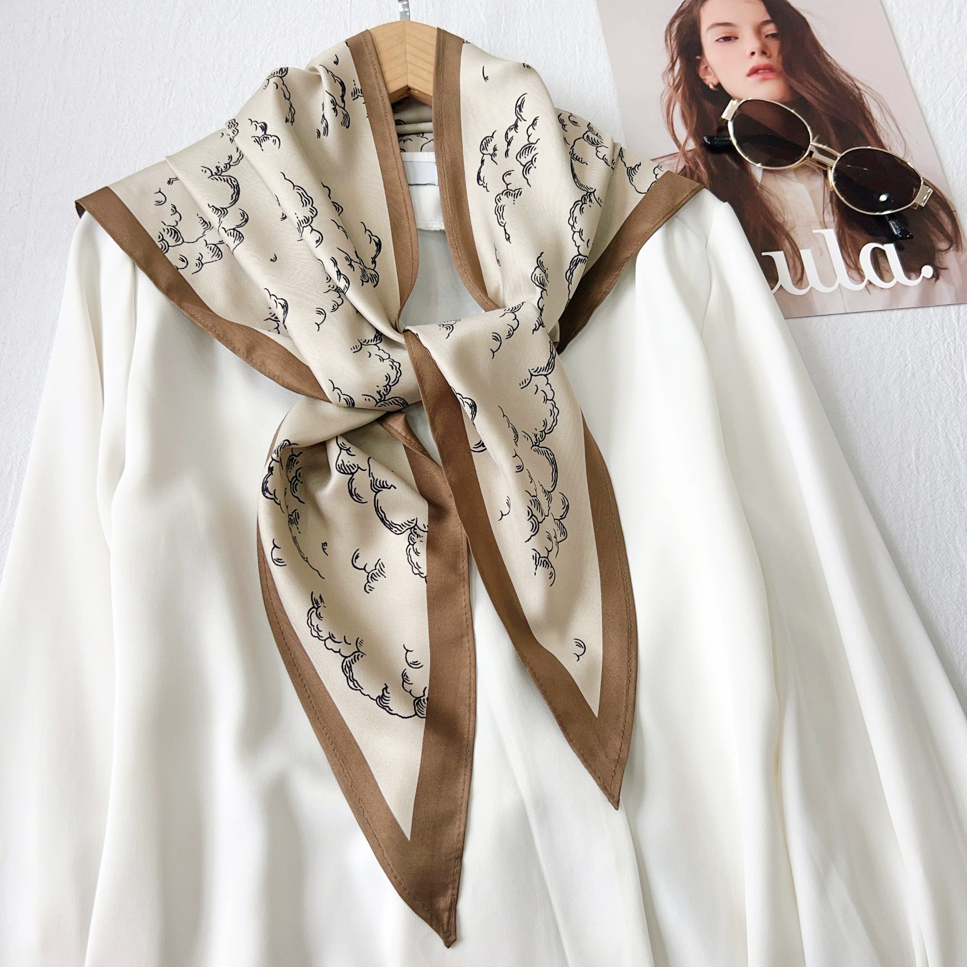 Triangle Scarf view 2