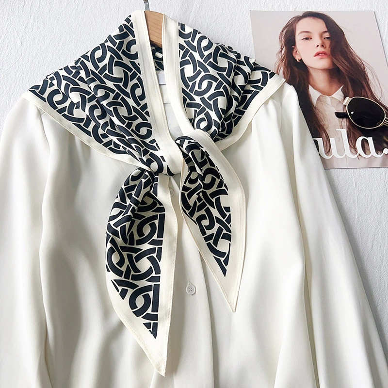 Vintage Geometric Triangle Scarf