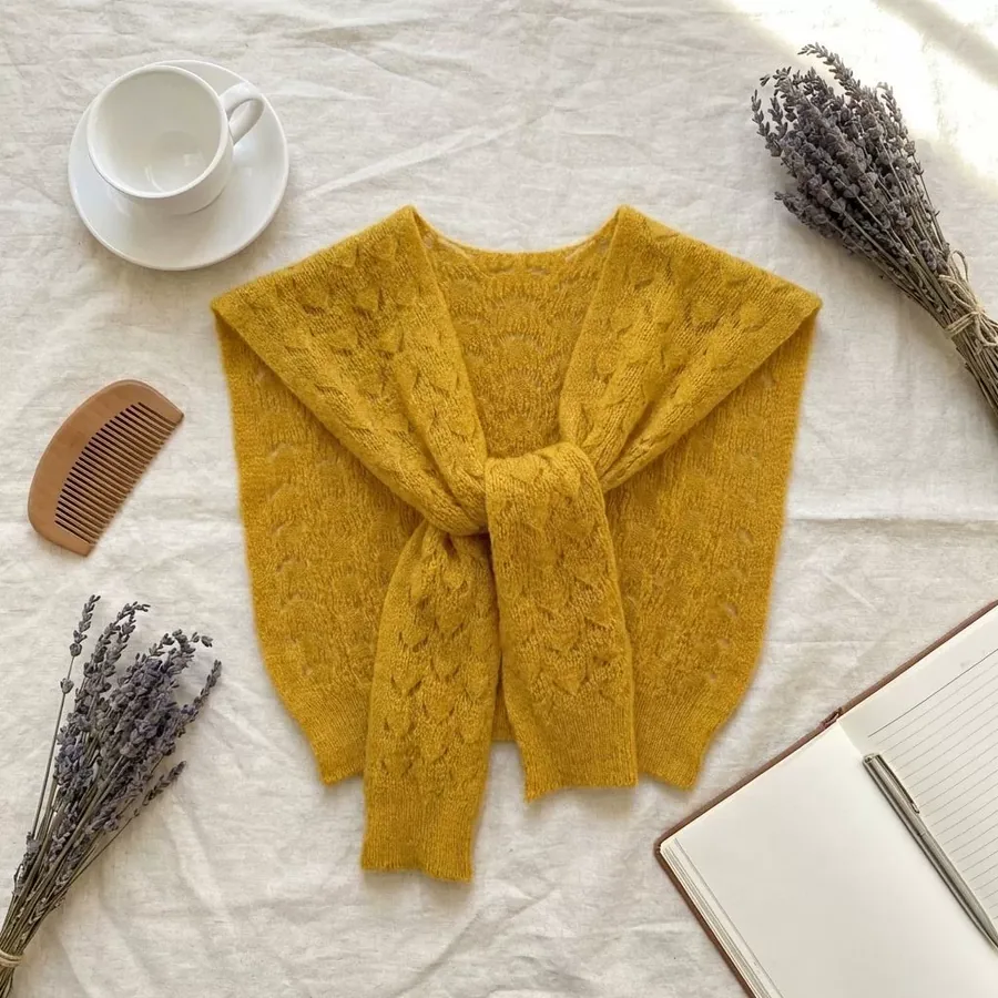 Lace Hollow Shawl view 9