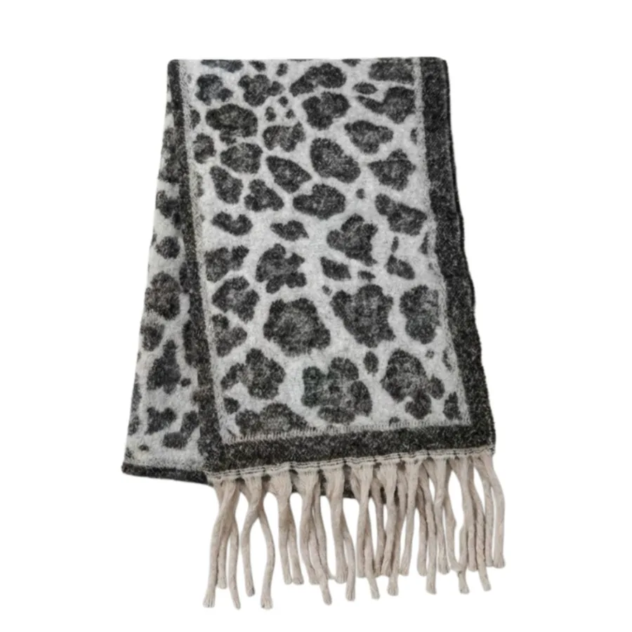 Leopard Border Scarf view 6