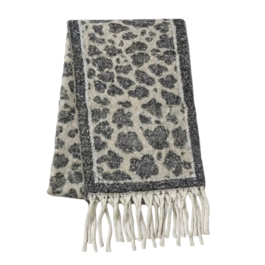 Leopard Border Scarf view 7