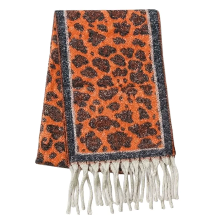 Leopard Border Scarf view 11