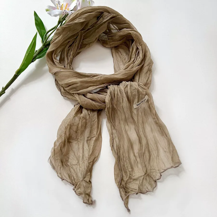 Pleated Shawl with Polka Dot view 10
