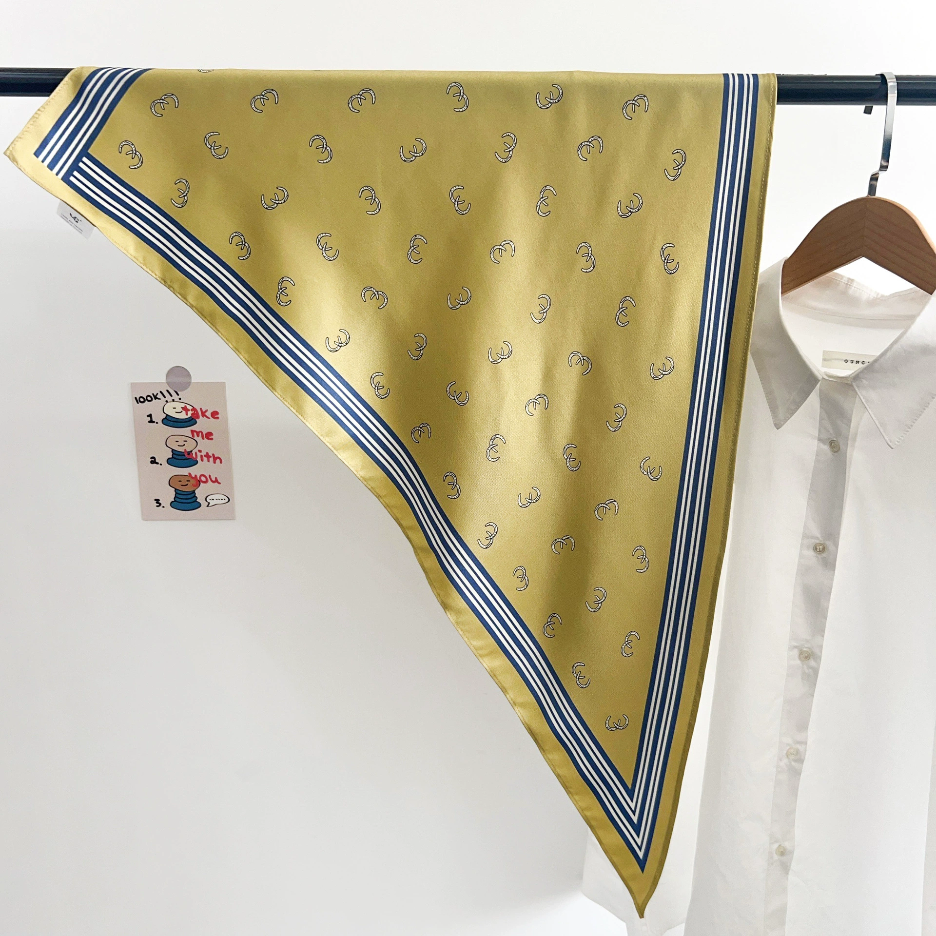 Polyester Stripe Triangle Scarf view 11
