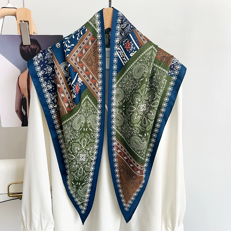 Polyester Paisley Triangle Scarf