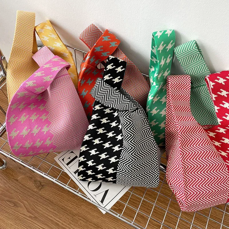 Knitted Gift Bag with Handle view 4