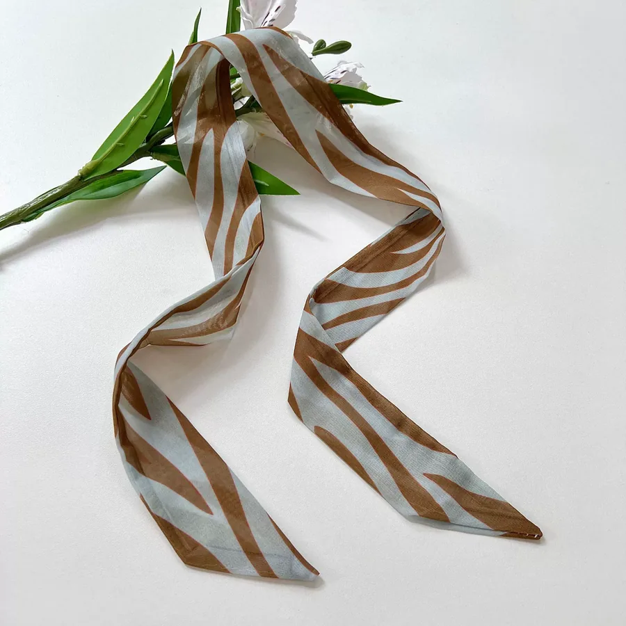 Chiffon Long Scarf with Retro Print view 8