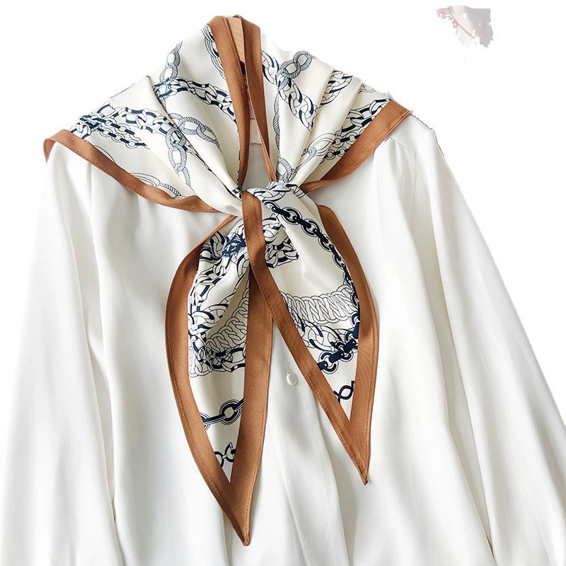 Polyester Chain Print Triangle Scarf view 5