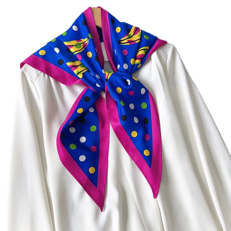 Polyester Retro Triangle Scarf view 5