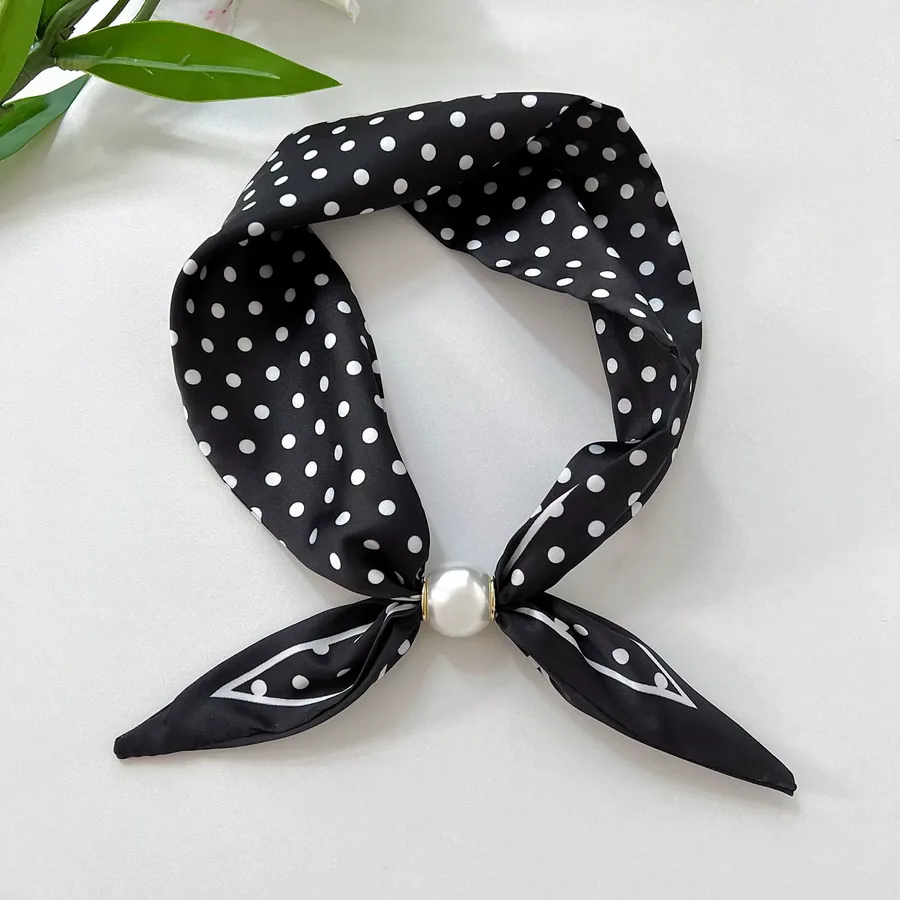Magnetic Closure Scarf with Bow view 9