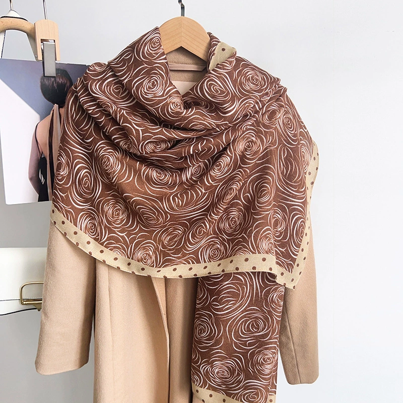 Foulard d'été en coton et lin view 3