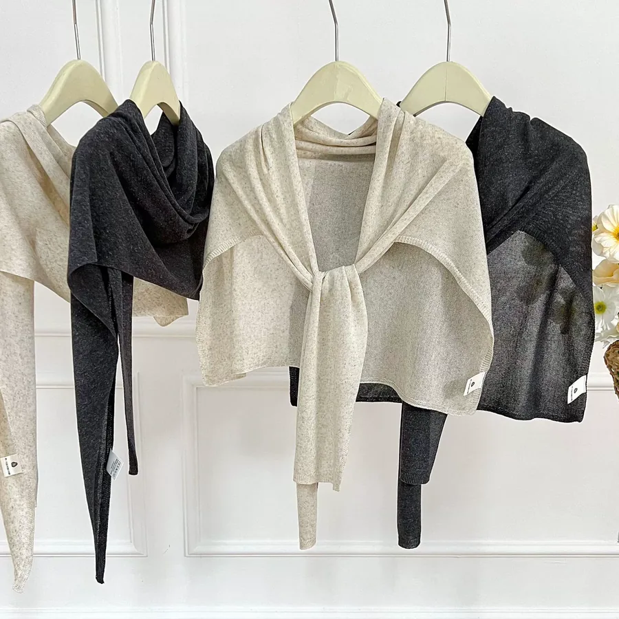 Knitted Shawl with Triangle Shape