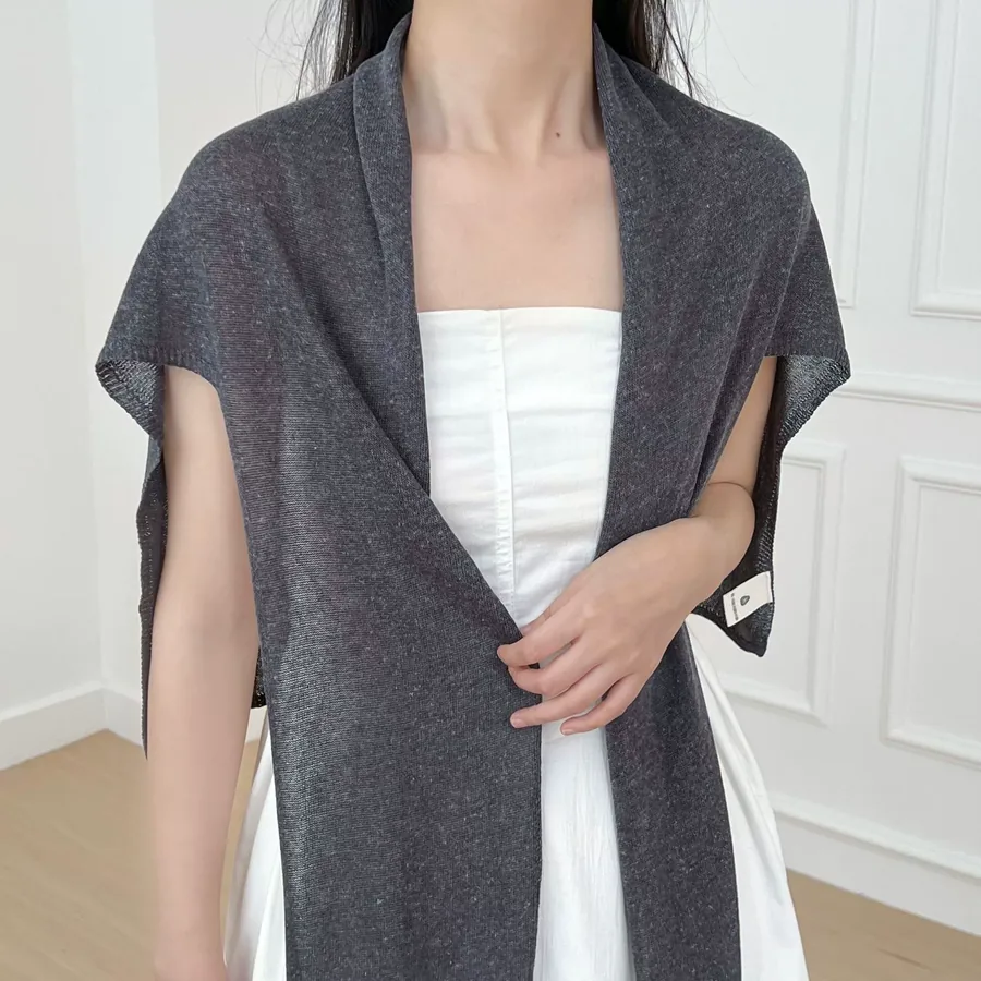 Knitted Shawl with Triangle Shape view 3
