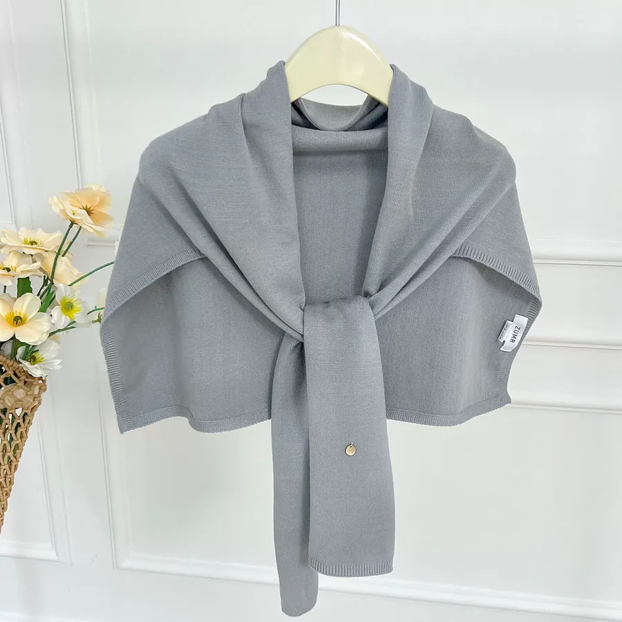 Knitted Shawl with Solid Color view 12