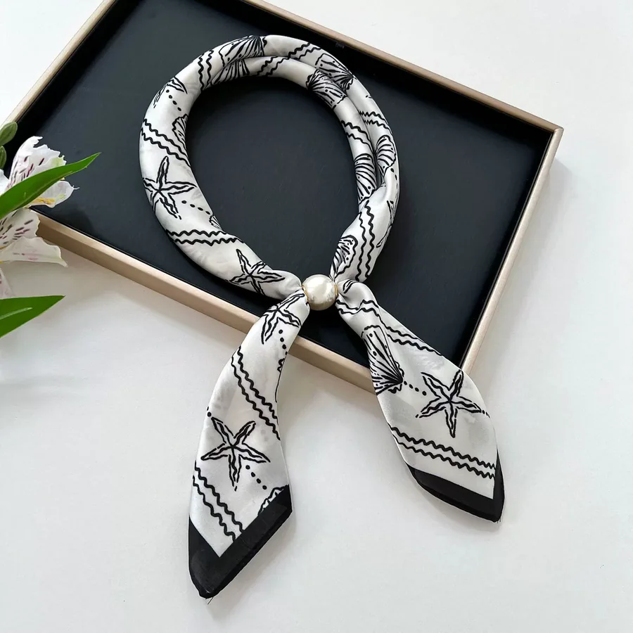 Magnetic Closure Scarf with Pearl Necklace view 12