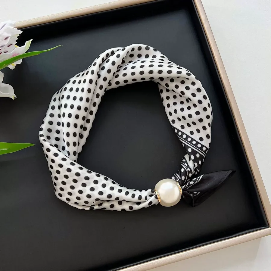 Paisley Print Scarf with Pearl Necklace view 11
