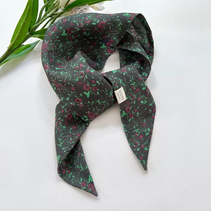 Ramie Scarf with Paisley Print view 8