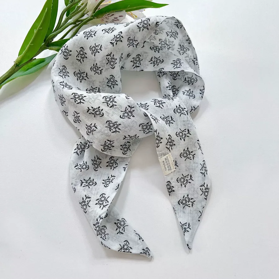Ramie Scarf with Paisley Print view 11