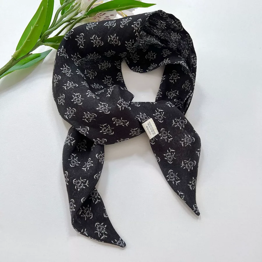 Ramie Scarf with Paisley Print view 12