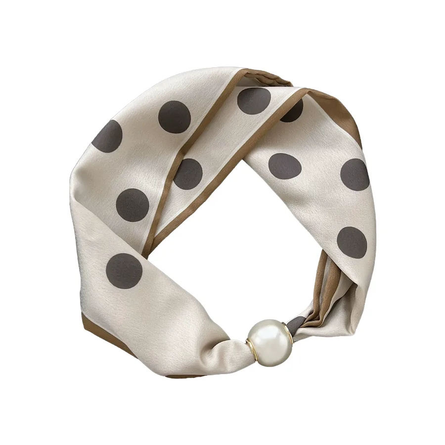 Magnetic Closure Scarf with Pearl Necklace view 5