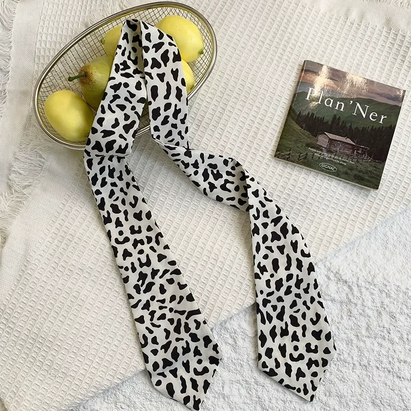 Polyester Square Scarf with Letter Print view 9