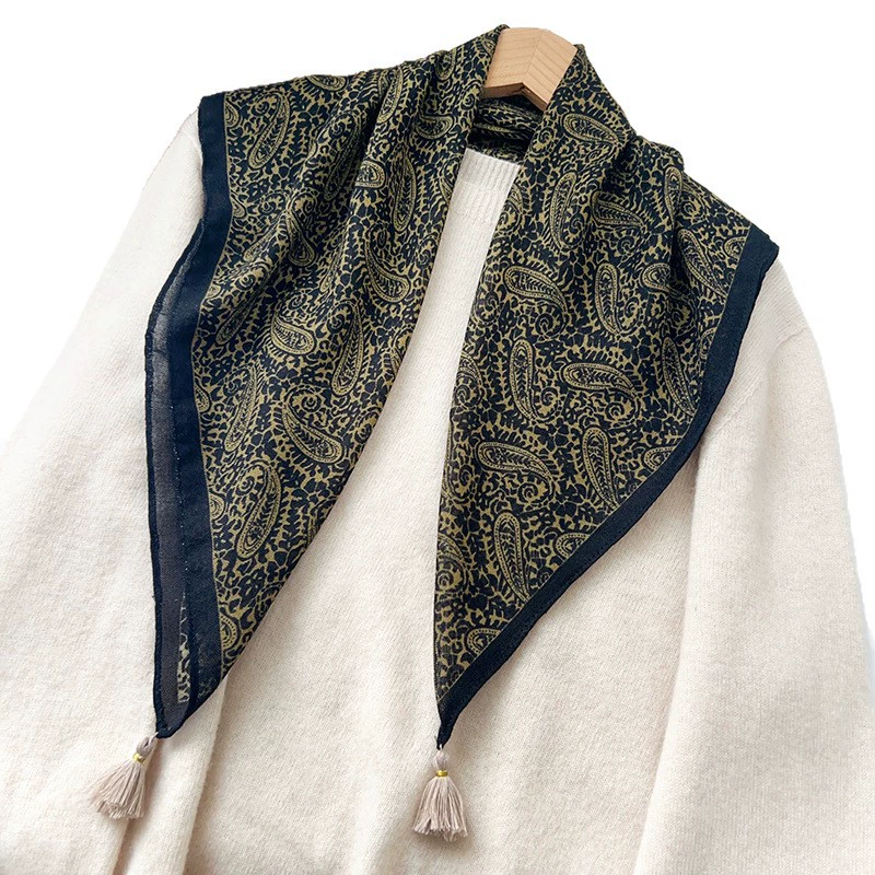 Carré à franges motifs paisley view 5