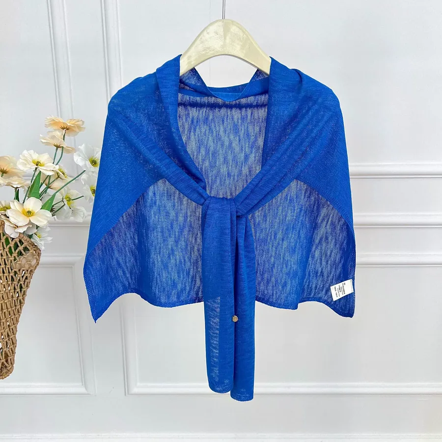Knitted Shawl with Solid Color view 6