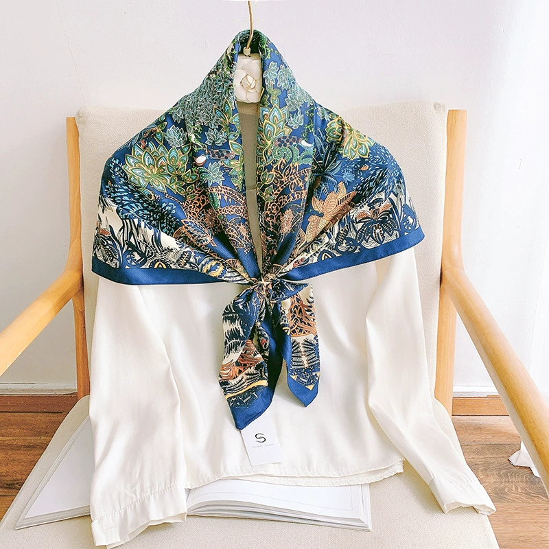 90cm Floral Print Silk-Look Square Scarf