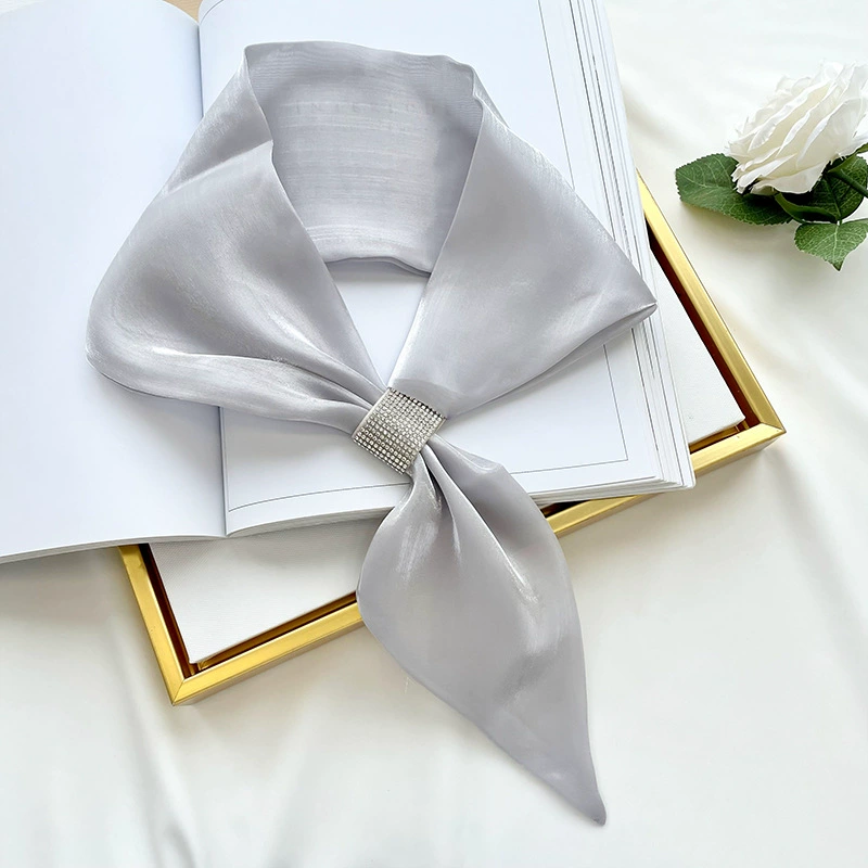 Foulard long en cristal view 6