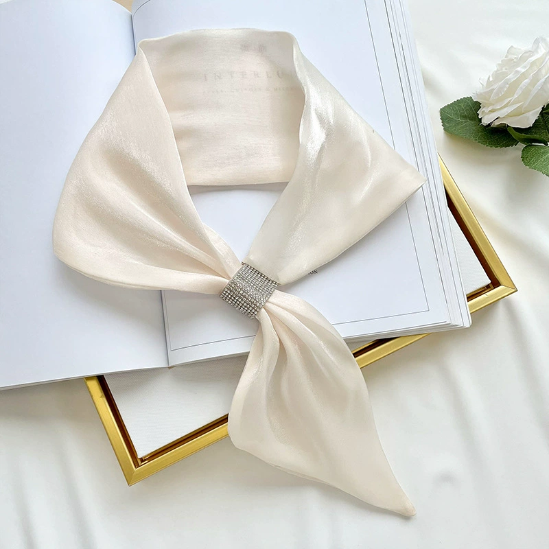 Foulard long en cristal view 7