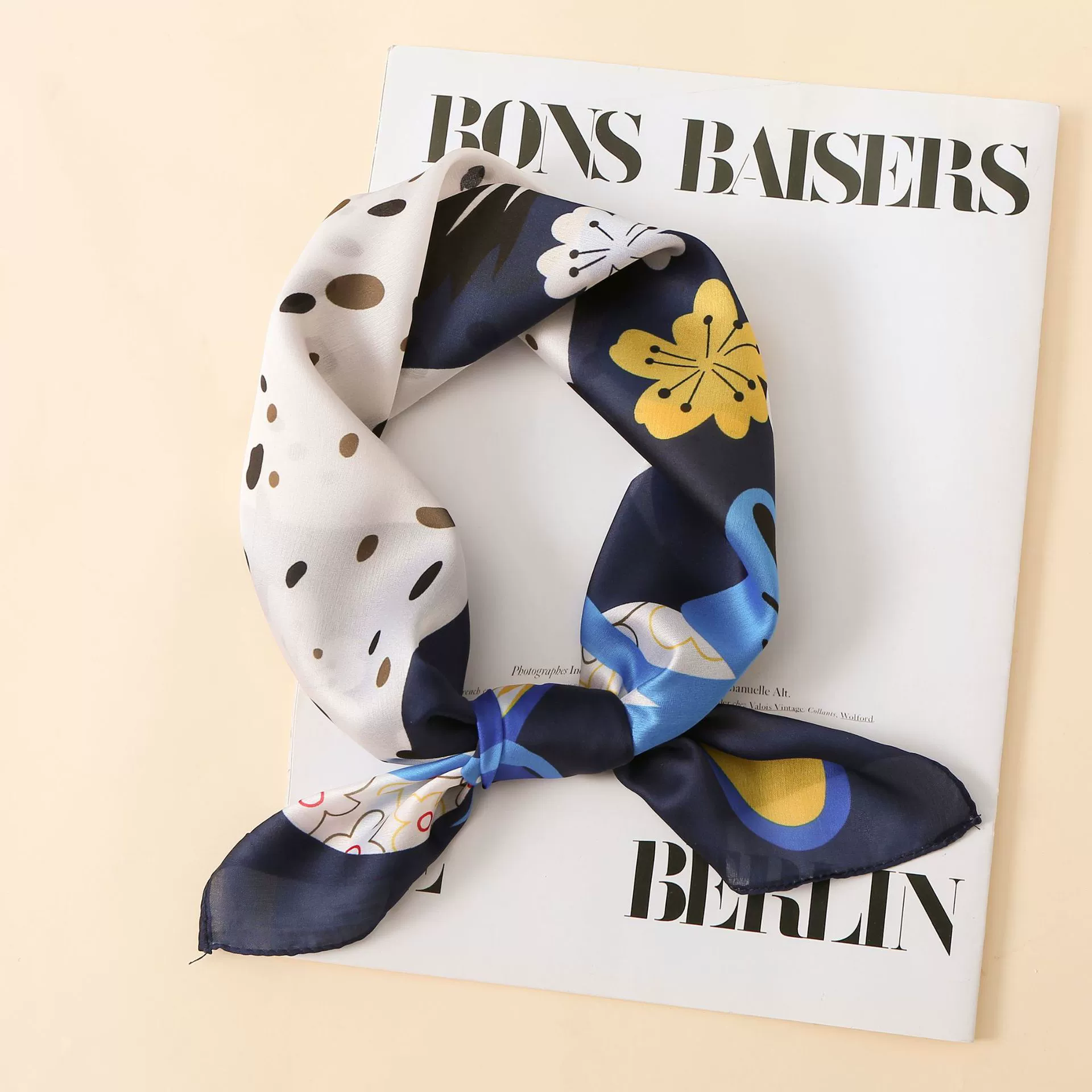 58cm Cartoon Print Square Scarf view 3