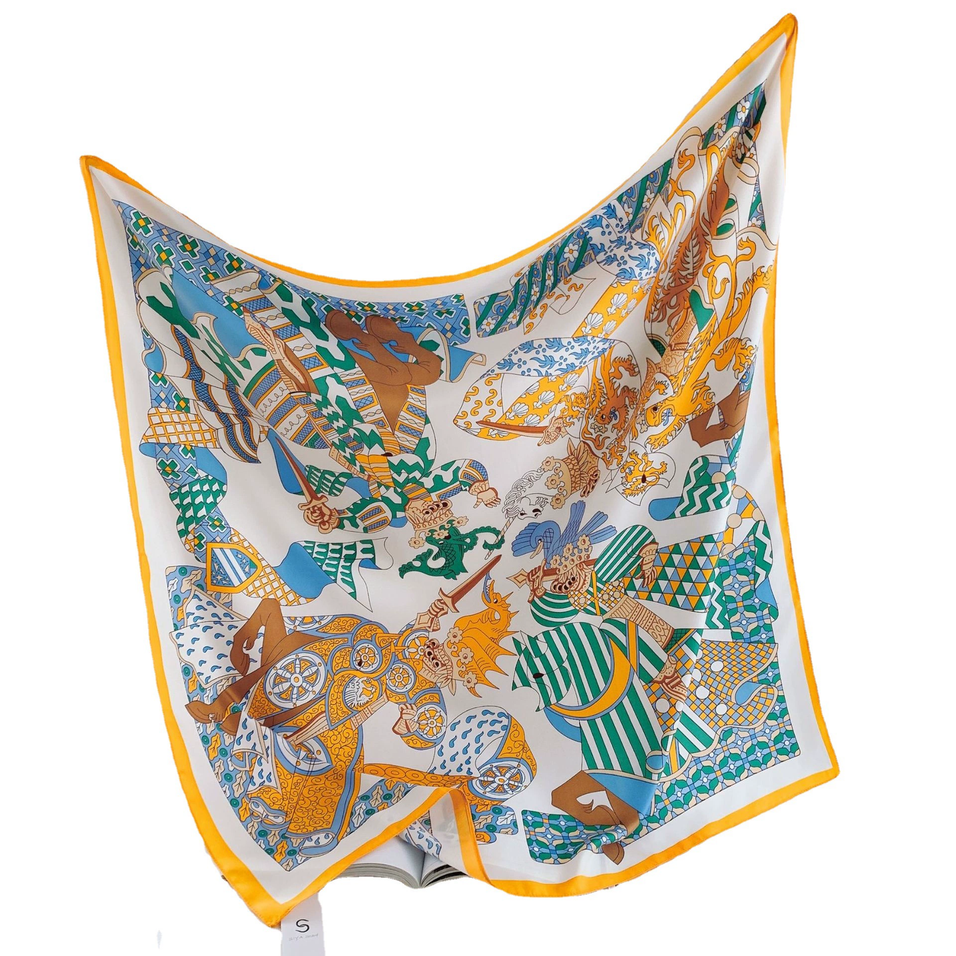 Foulard carré imprimé floral aspect soie view 5