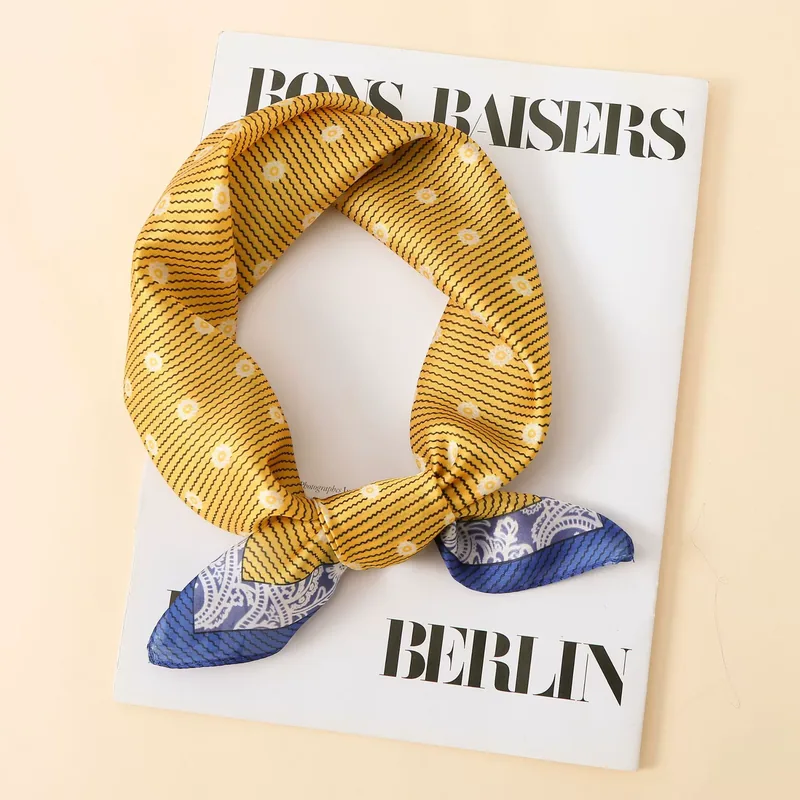 Daisy Print Satin Square Scarf