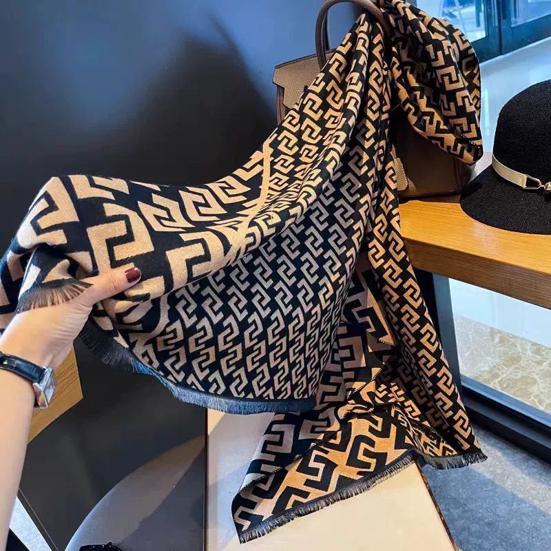 Retro Jacquard Faux Cashmere Scarf with Tassels view 9