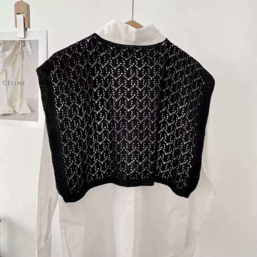 Knitted Capelet Shawl view 4
