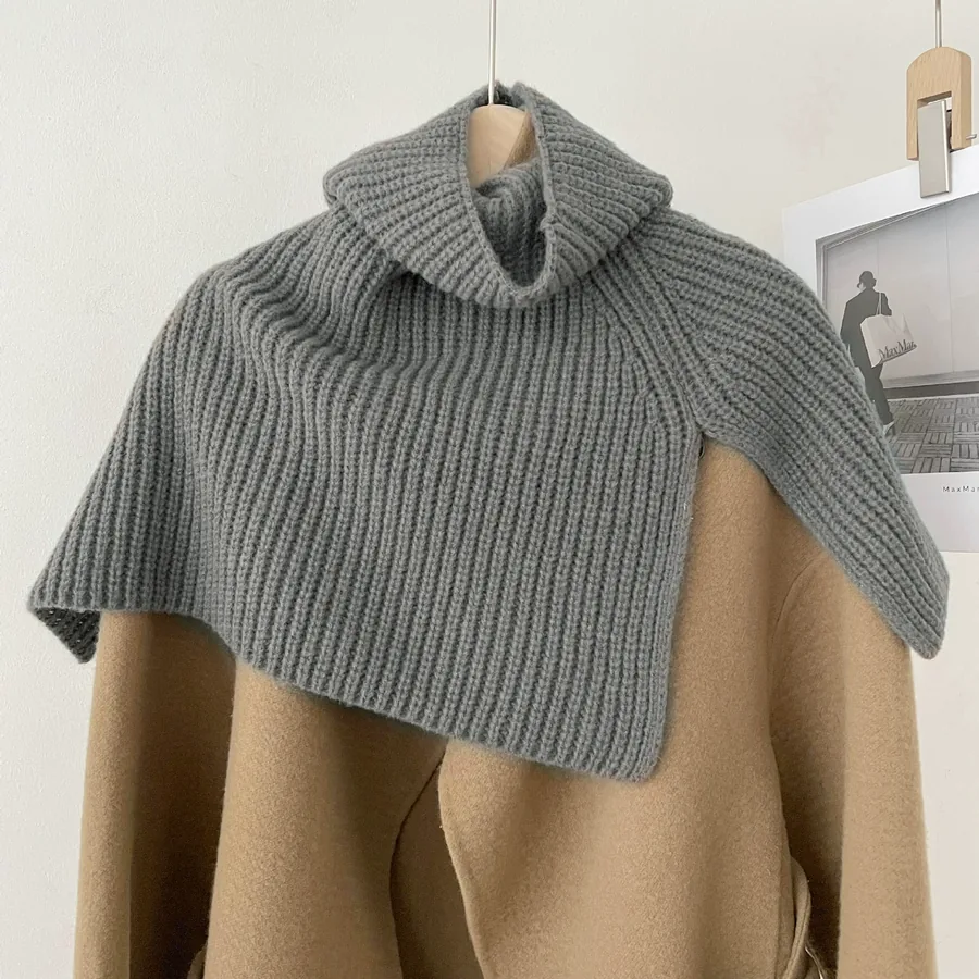 Knitted Neck Warmer view 10