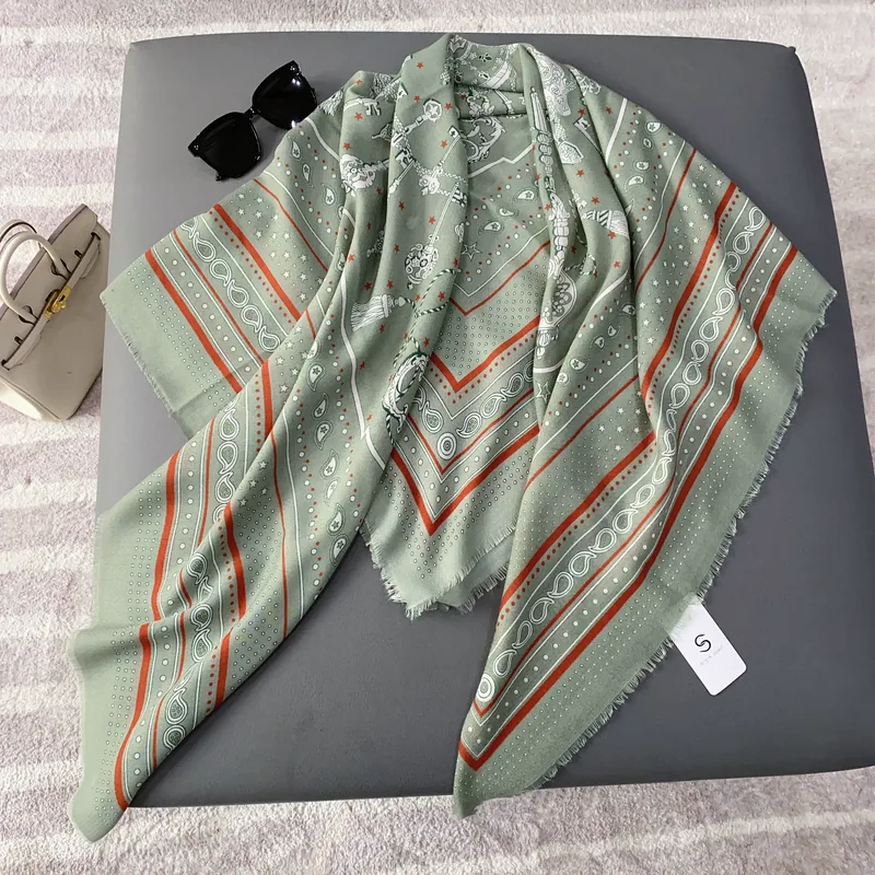 Floral Print Fringed Square Scarf