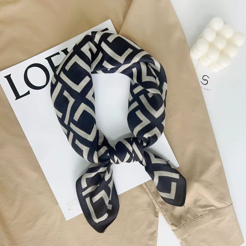 Letter Print Cotton-Linen Square Scarf