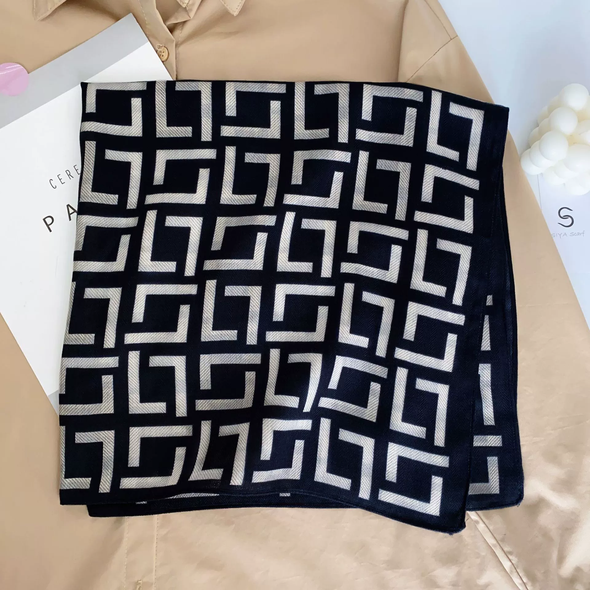 Letter Print Cotton-Linen Square Scarf view 3