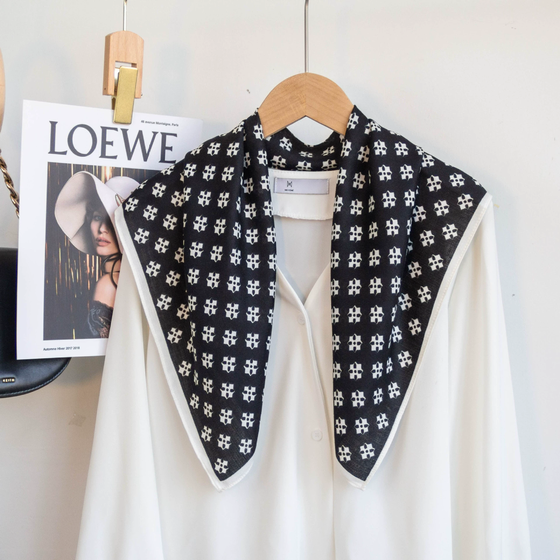 65cm Cotton-Linen Square Scarf view 4