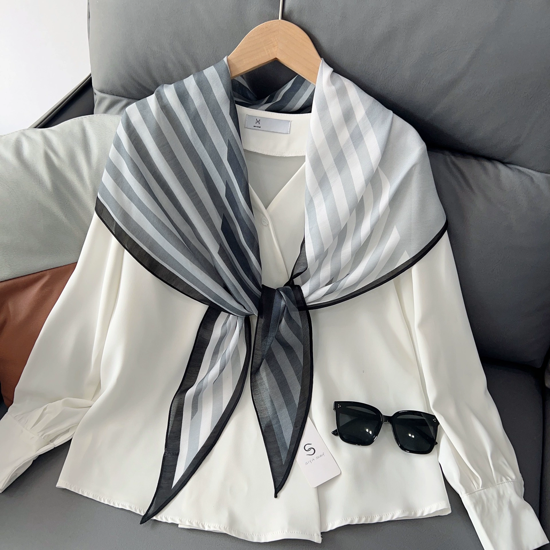 Striped Two-Tone Neck Scarf view 3