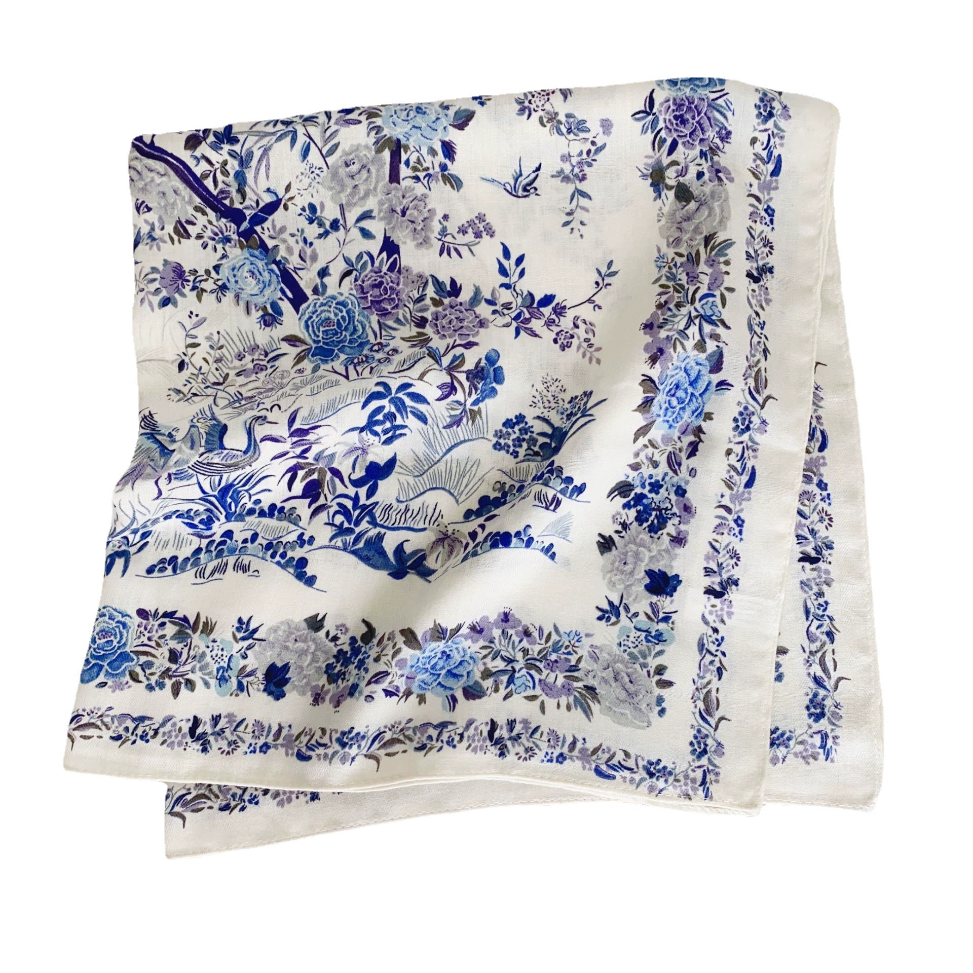 Foulard carré en coton imprimé papillon view 5