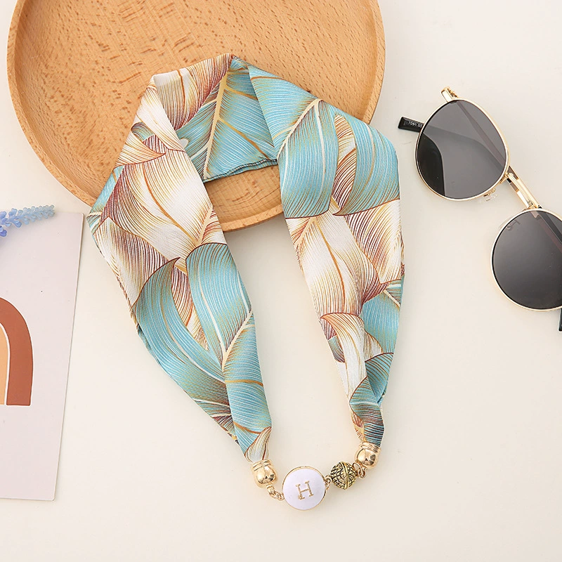 Magnetic Pearl Necklace Scarf for Women view 3