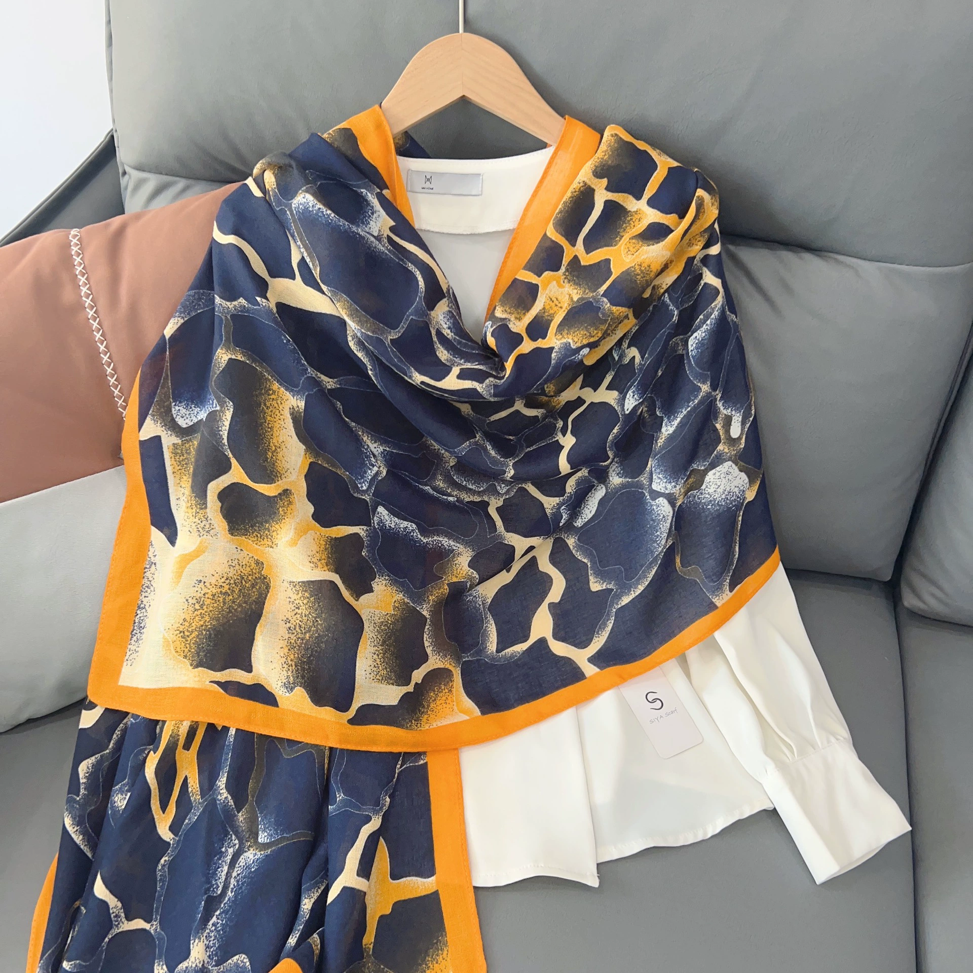 Cotton-Linen Beach Scarf view 3