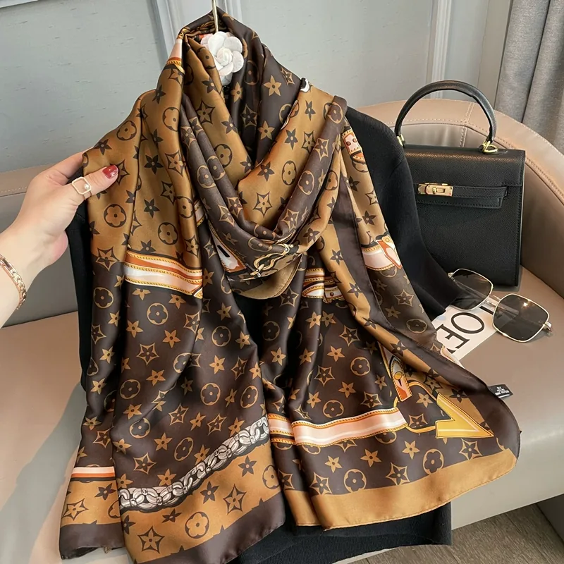 Four Leaf Clover Satin Scarf for Women view 2